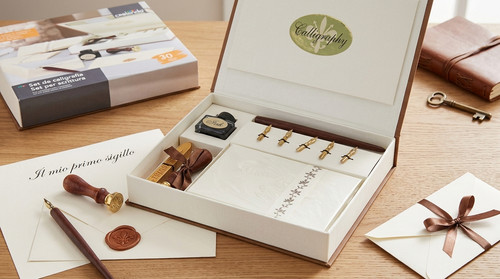Set calligrafia completo con - set,